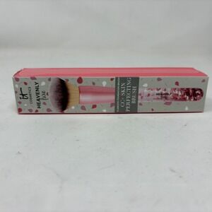 IT Cosmetics Heavenly Luxe CC+ Skin Perfecting Brush Flawless Foundation Brush